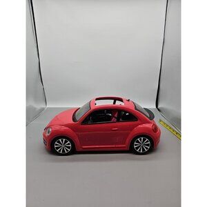 2013 Barbie VOLKSWAGEN VW The Beetle Pink Convertible Toy Car Mattel BJP37